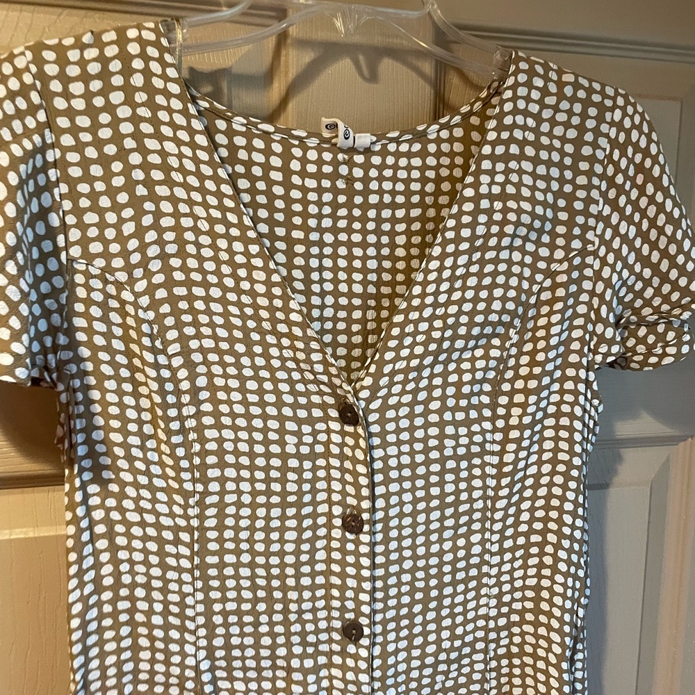 Rip Curl Tan and White Dot High-Low Dress